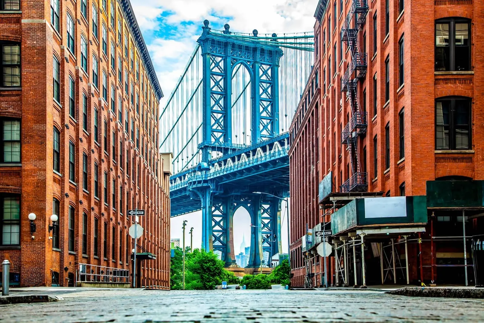 Lux VIP luxury chauffeur service — Manhattan Luxury Car Service